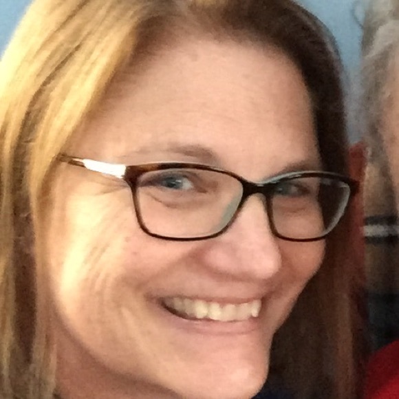 Meet your Posher, Debbie - Picture 1 of 1